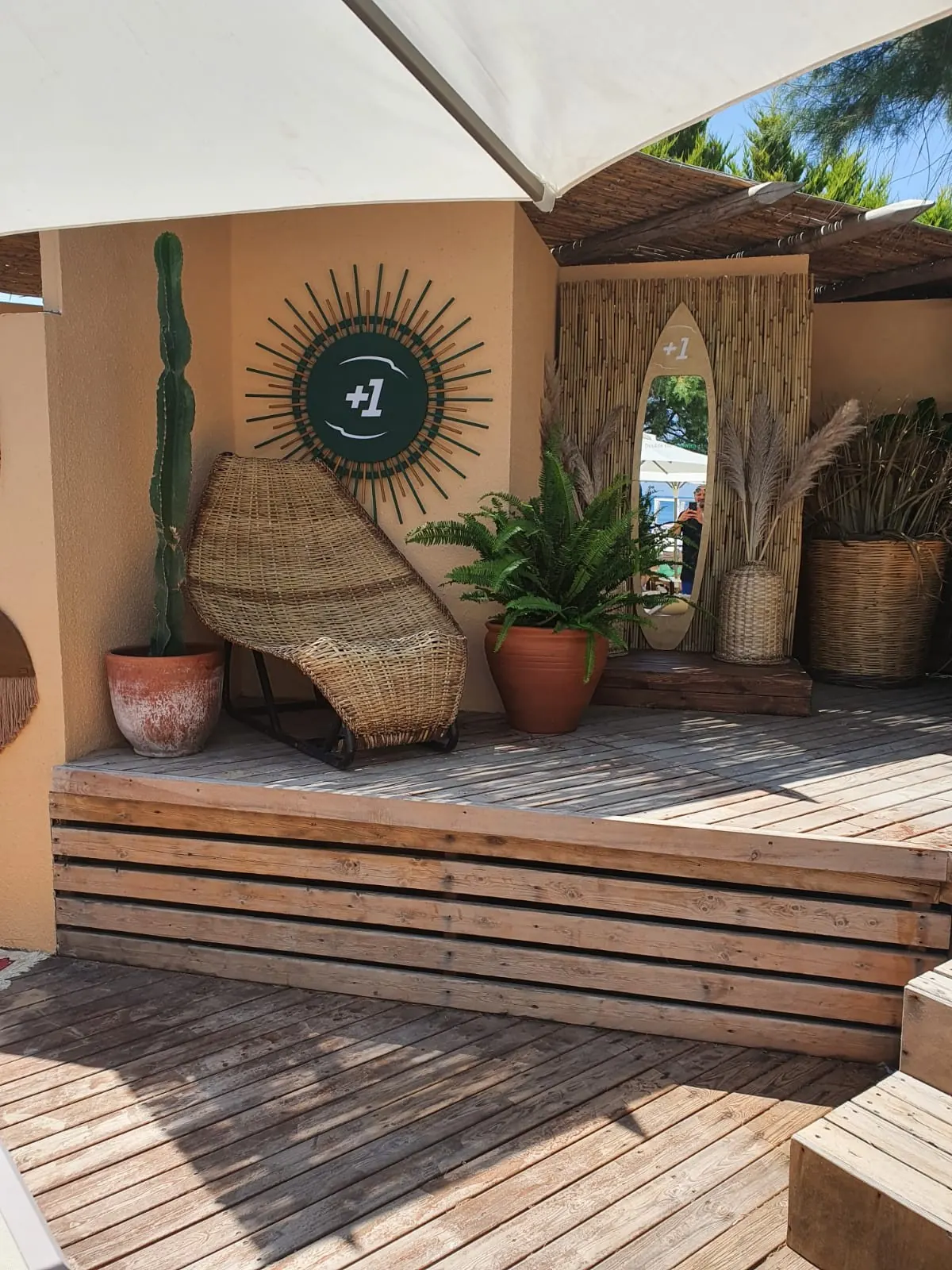 Pop-up stores